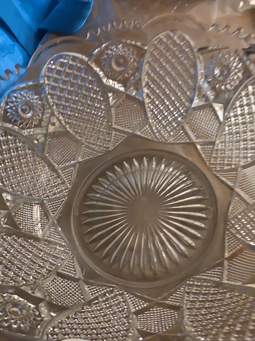 Antique Clear pressed glass berry bowl BUCKINGHAM c.1907